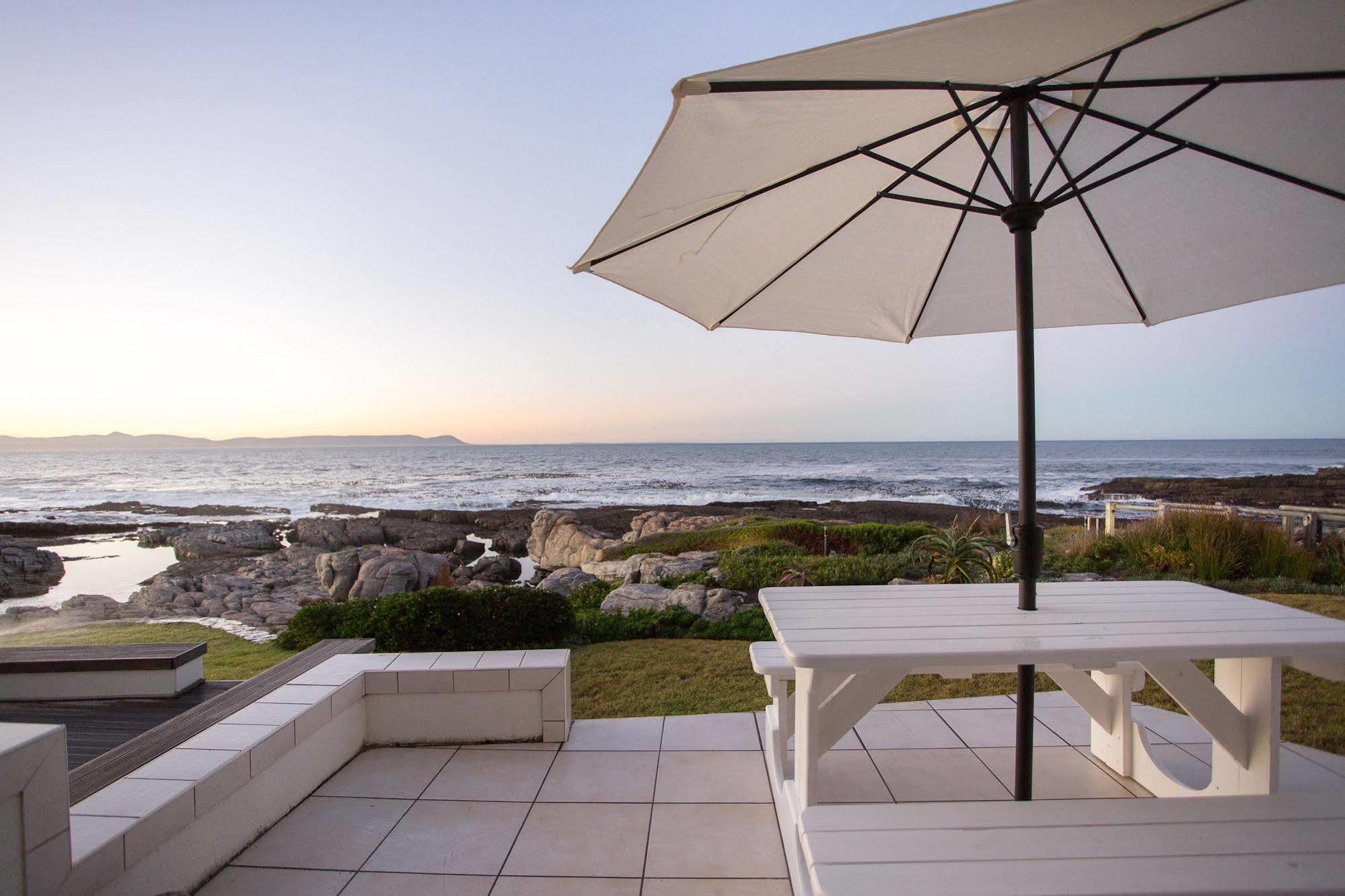 Beachfront House - Hermanus Whale View 빌라 외부 사진